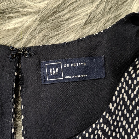 SOLD💙Gap sleeveless shift dress, navy/white dots - Picture 5 of 8